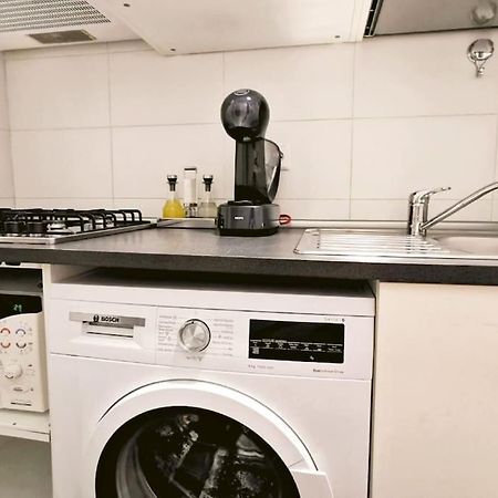 Alojamiento En Centro De Madrid Apartment Bagian luar foto