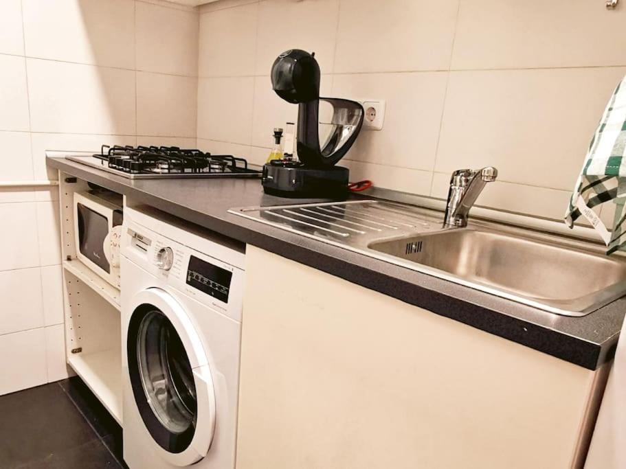 Alojamiento En Centro De Madrid Apartment Bagian luar foto