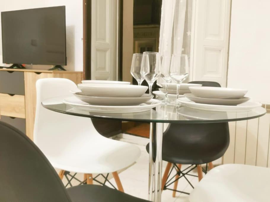 Alojamiento En Centro De Madrid Apartment Bagian luar foto